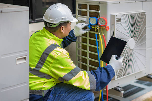 Professional Hvac technician working in Clay, CA